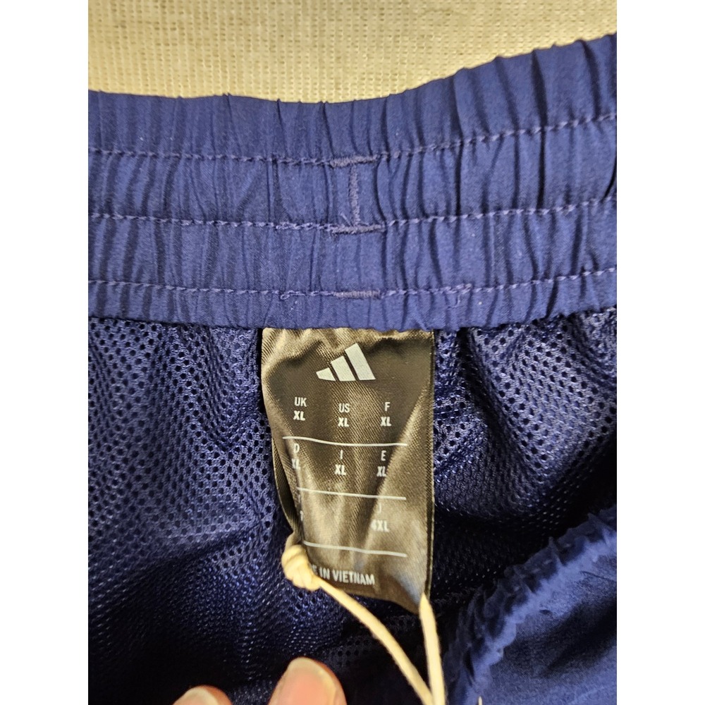 Adidas M Cargo Chelsea Shorts Mens XL Dark Blue Navy 7 Inch Inseam JF3532 NEW - Picture 3 of 6
